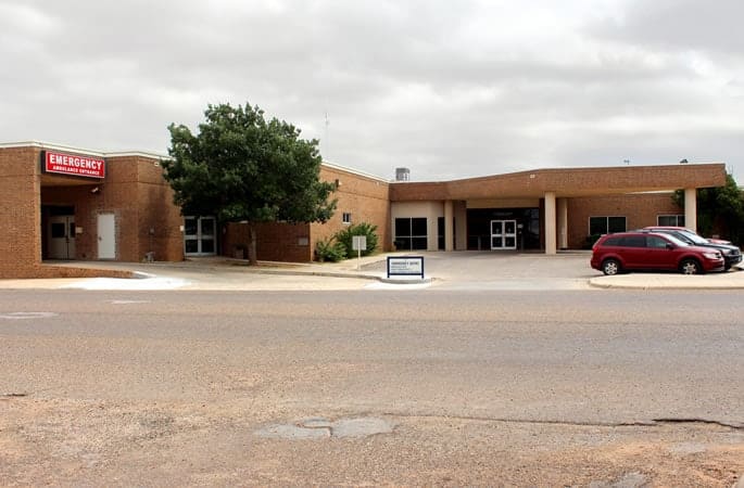 yoakum county hospital